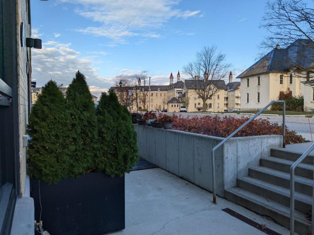 Condo On State Hospital Grounds! Traverse City Bagian luar foto