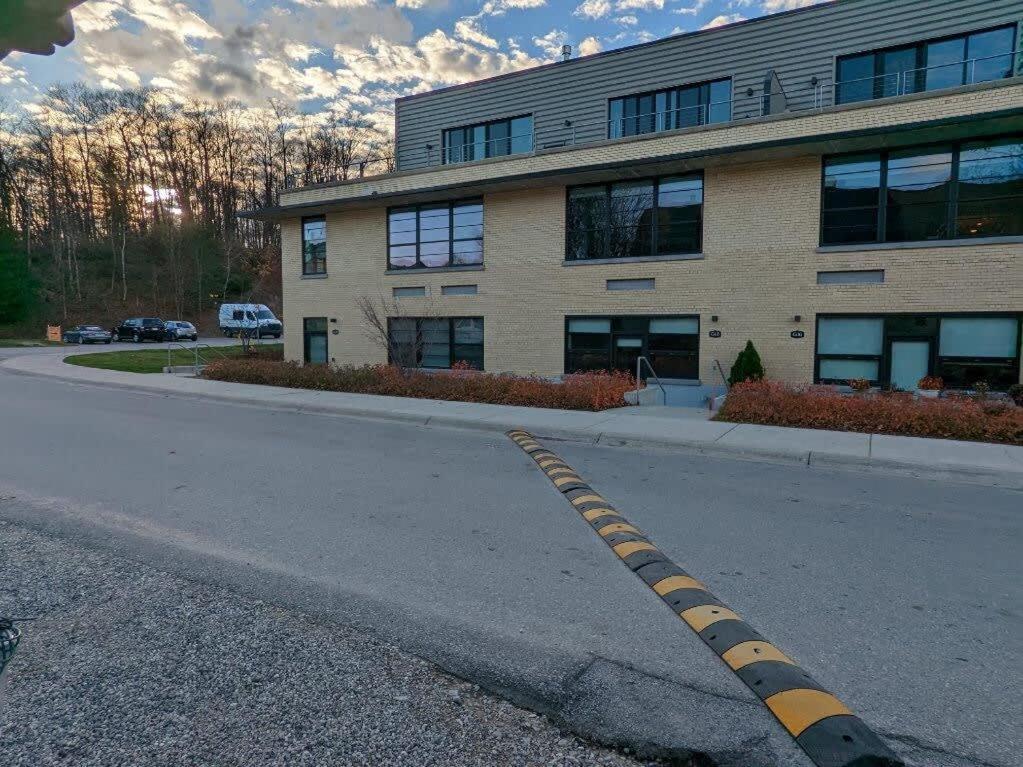 Condo On State Hospital Grounds! Traverse City Bagian luar foto